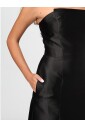 robe-en-satin-noir-avec-veste-drapee