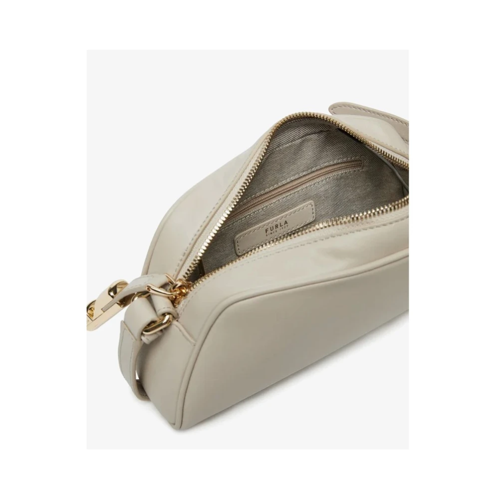 Furla Gele Schoudertas met Glanzende Afwerking Yellow Dames