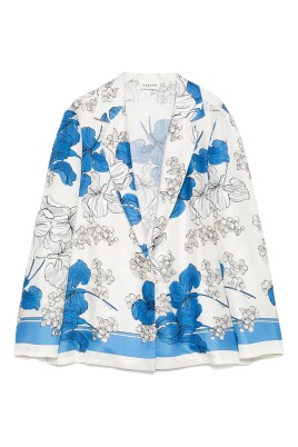 blue-jacket-for-stylish-outfits