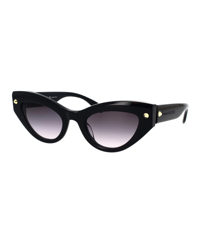 studded-cat-eye-zonnebril