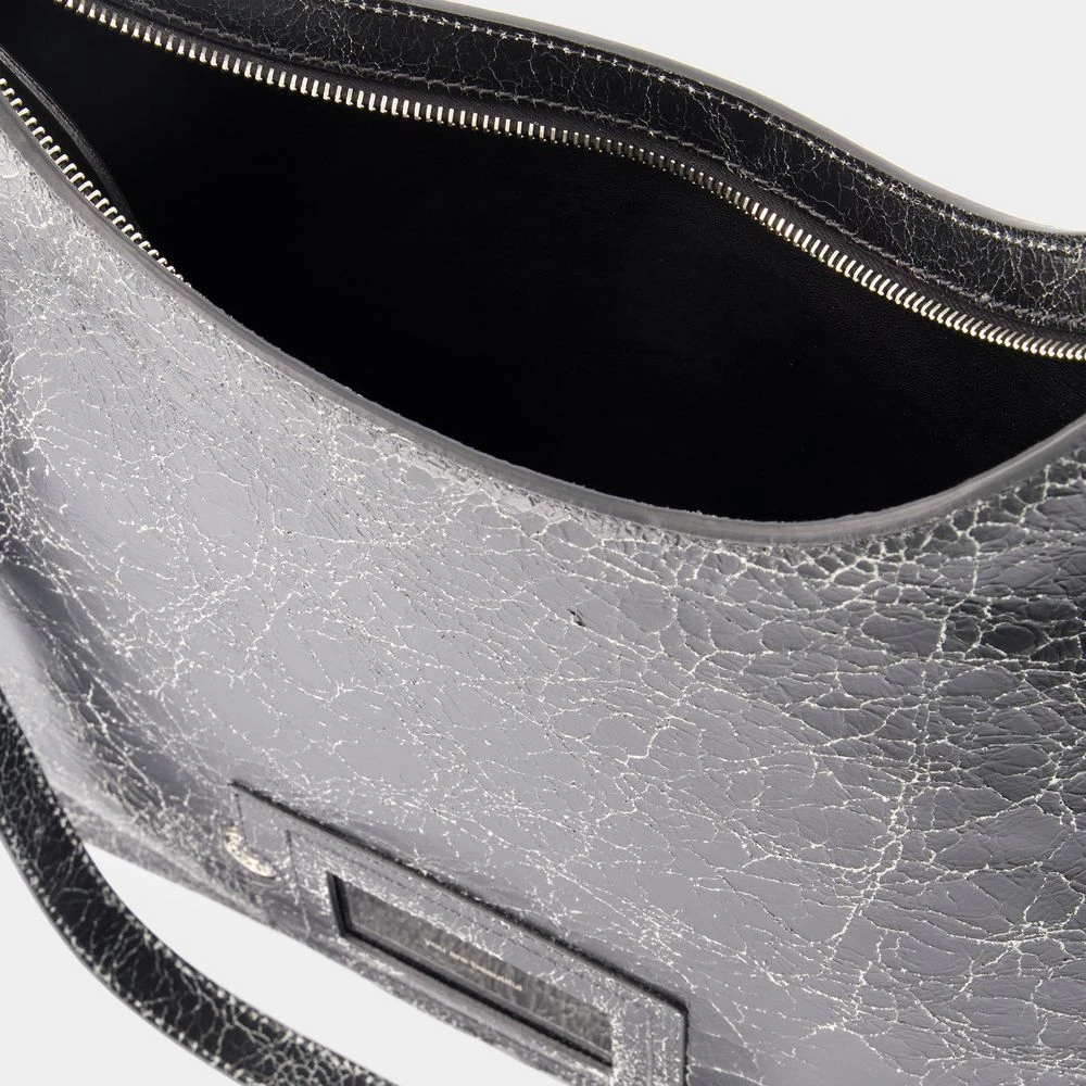 Acne Studios Zwarte Leren Schoudertas met Ketting Black Dames