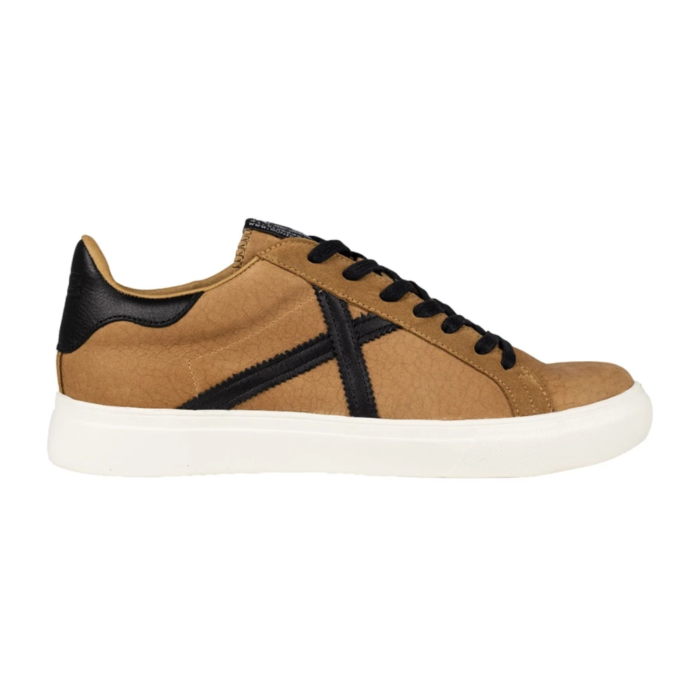 Munich - Shoes > Sneakers - Brown - Munich - Modalova