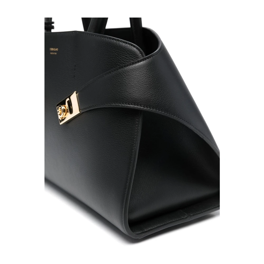 Salvatore Ferragamo Zwarte Tassen Collectie Black Dames