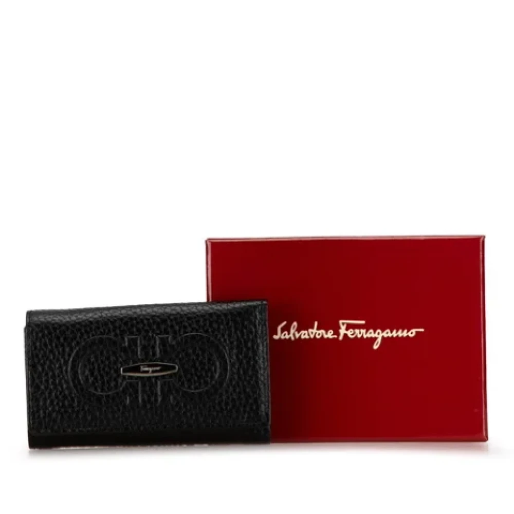 Salvatore Ferragamo Pre-owned Leather key-holders Black Dames