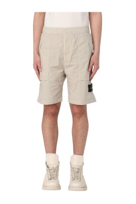 beige-cargo-shorts-for-man