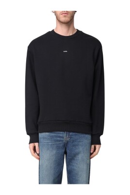 minimalist-style-sweatshirt