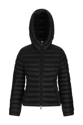 black-down-coat-with-polyamide-lining