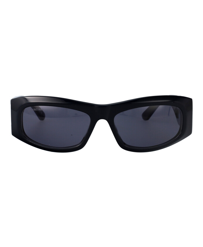 stijlvolle-zonnebril-met-model-bb0395s
