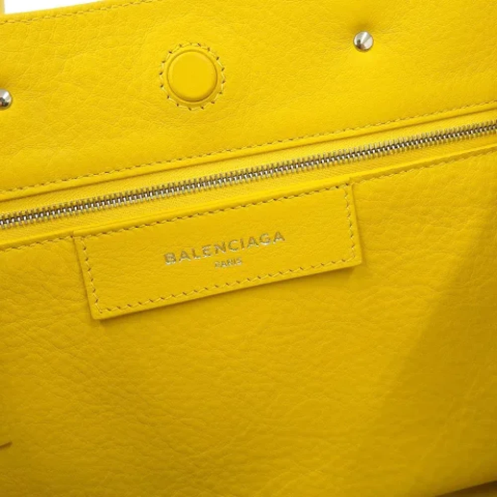 Balenciaga Vintage Pre-owned Leather handbags Yellow Dames