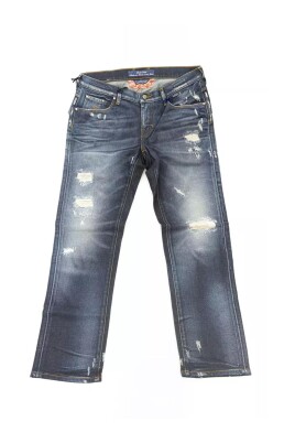 lyxiga-distressed-jeans