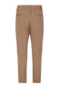 elegante-beige-broek-met-knoopsluiting