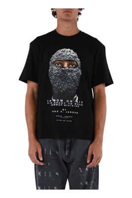 black-mask-t-shirt-with-front-and-back-print