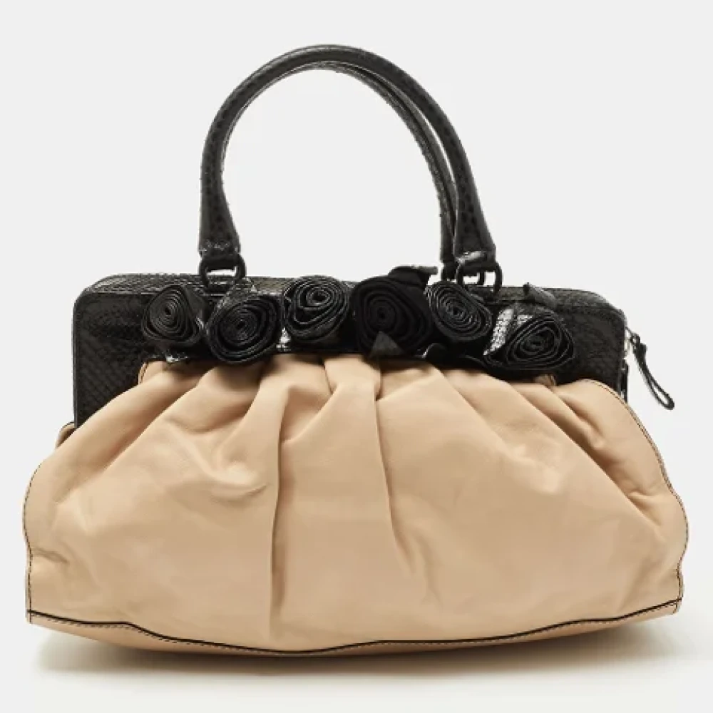 Valentino Vintage Pre-owned Fabric handbags Beige Dames