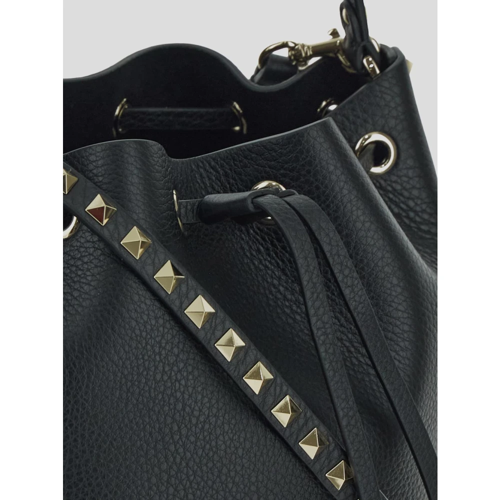 Valentino Garavani Leren Bucket Bag Black Dames