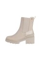stylish-boots-for-men-and-women