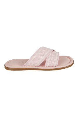 pink-sandals-laurene