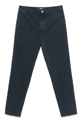 blue-chino-pants-with-pockets