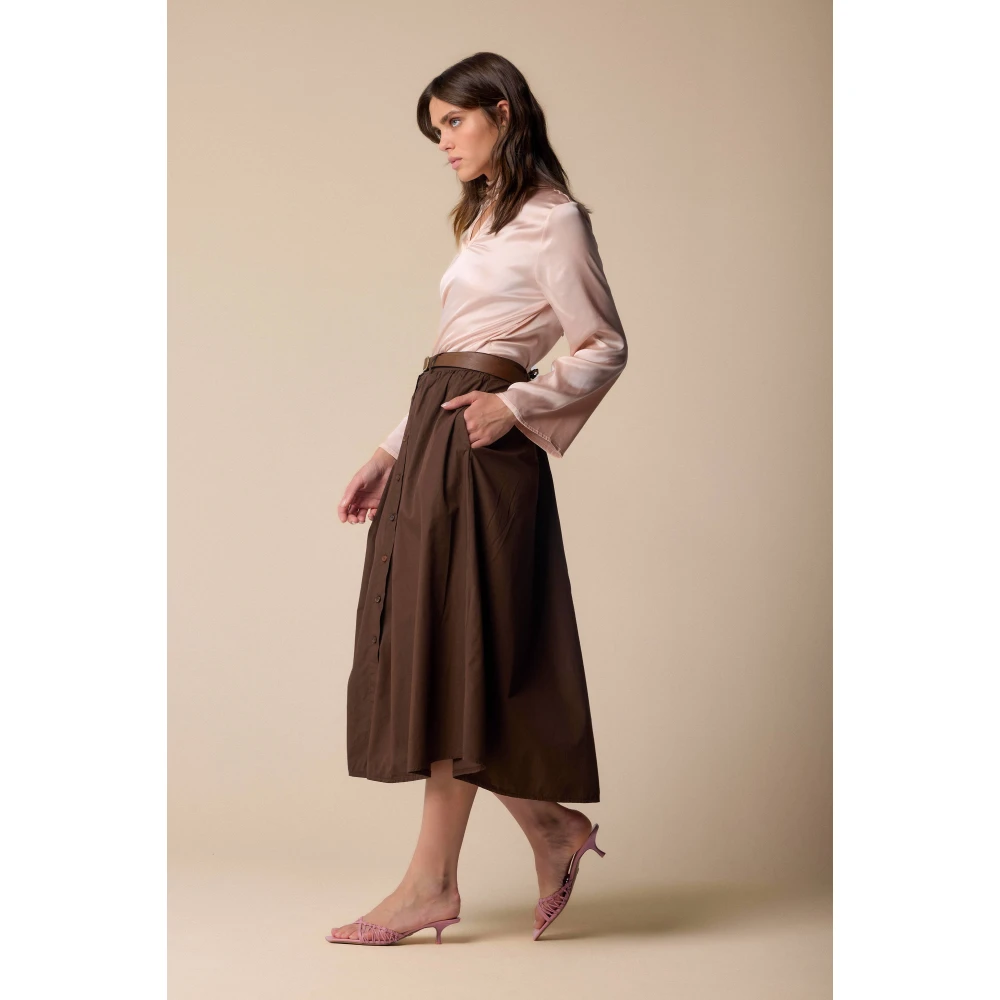 Kocca Elegante Midi Rokken Collectie Brown Dames