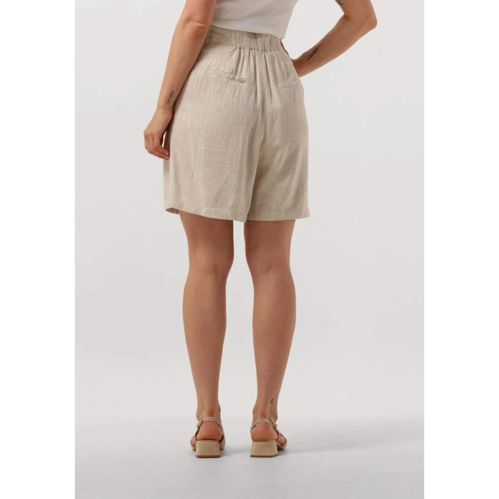Notre-v Veelzijdige Beige Shorts voor Vrouwen Beige Dames