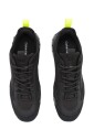 baskets-de-running-noires-avec-details-fluorescents