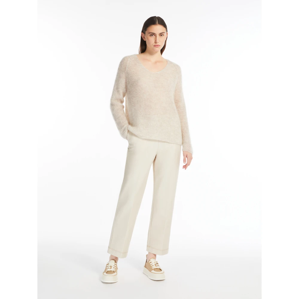 Max Mara Geribbelde Mohair Trui met Raglanmouwen Beige Dames
