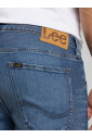 modern-slim-fit-denim-jeans