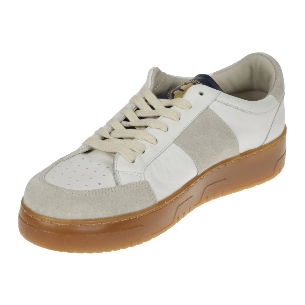 Saint Sneakers Geperforeerde Leren Sneakers White Heren