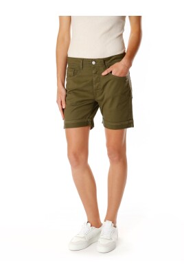 boyfriend-fit-shorts