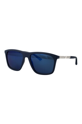 stylish-sunglasses-with-model-0ea4237