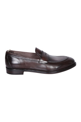 brown-loafers-classic-style-menand-39-s-shoes