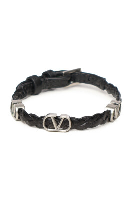 leather-logo-bracelet