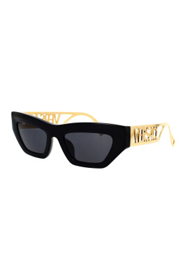lunettes-de-soleil-avec-verres-gris-fonce