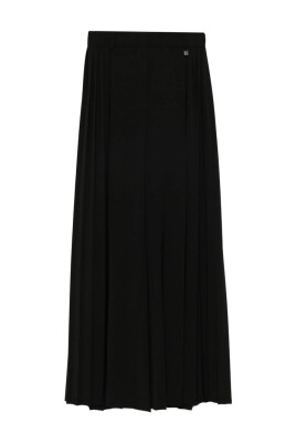 black-pleated-high-waist-pants