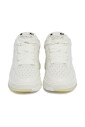 baskets-blanches-en-cuir-et-mesh