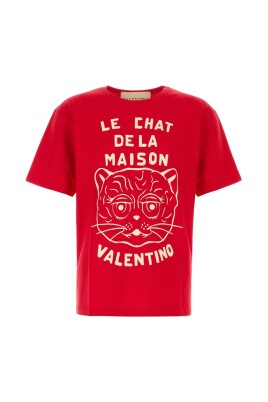 red-cotton-t-shirt-and-polo