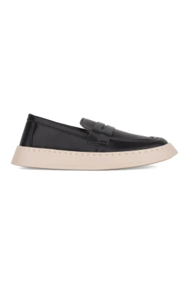 Loafers med kilklack