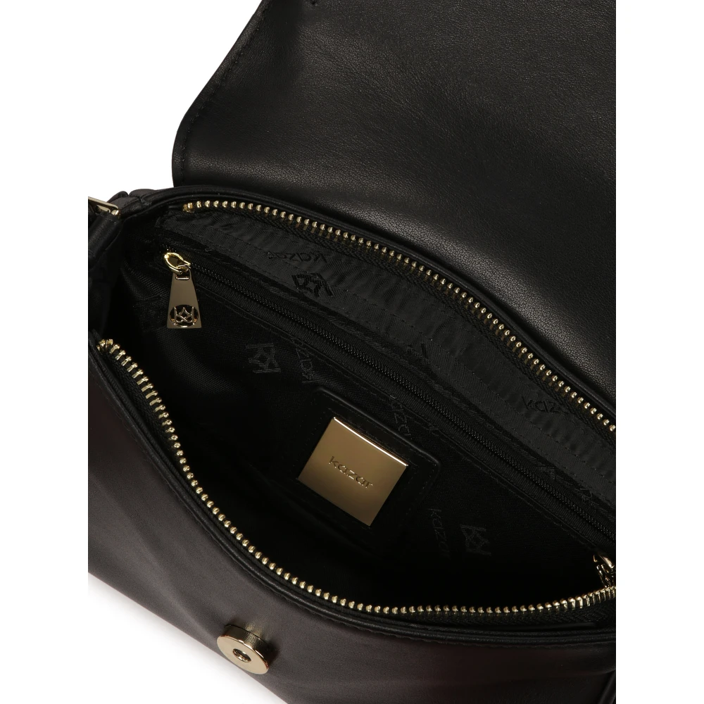 Kazar Zwarte schoudertas met gelabelde klep Black Dames
