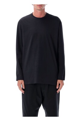 black-graphic-long-sleeves-t-shirt