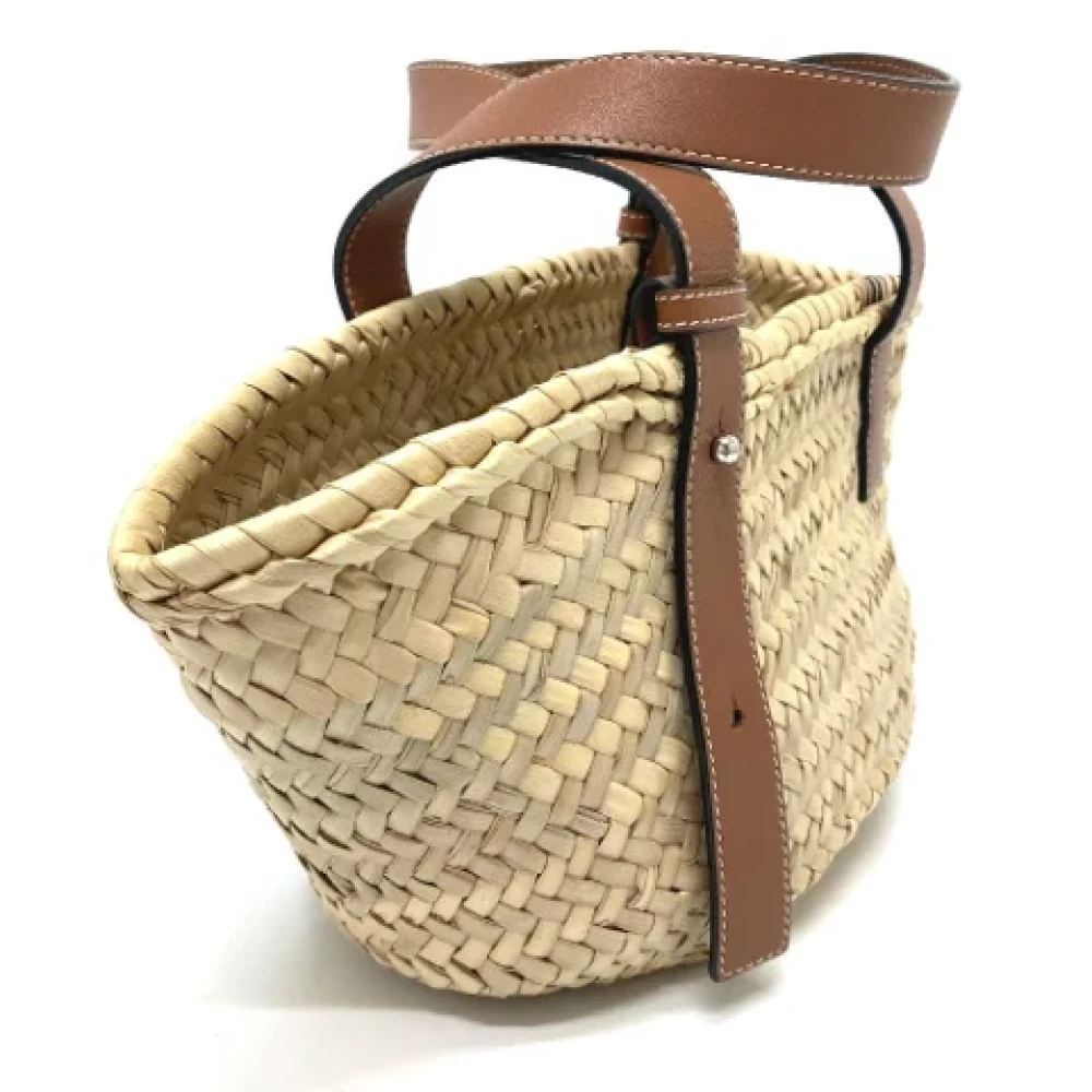 Loewe Pre-owned Fabric handbags Beige Dames