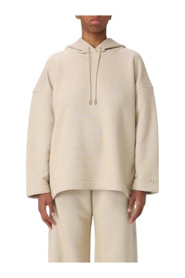pull-a-capuche-beige-en-tricot