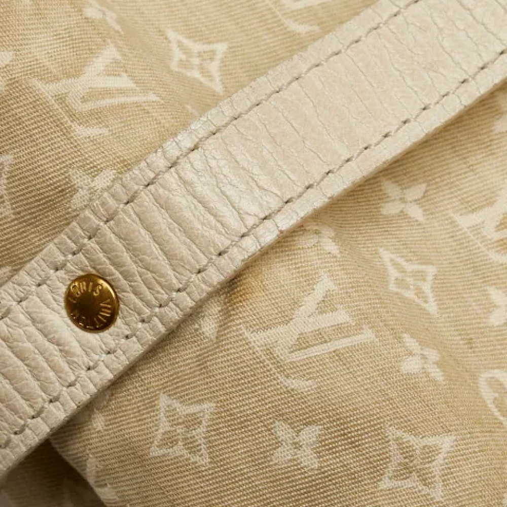 Louis Vuitton Vintage Pre-owned Canvas shoulder-bags White Dames