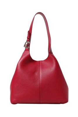red-crossbody-bag-magnetic-closure