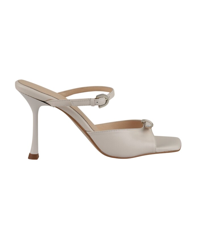 lucy-sandal
