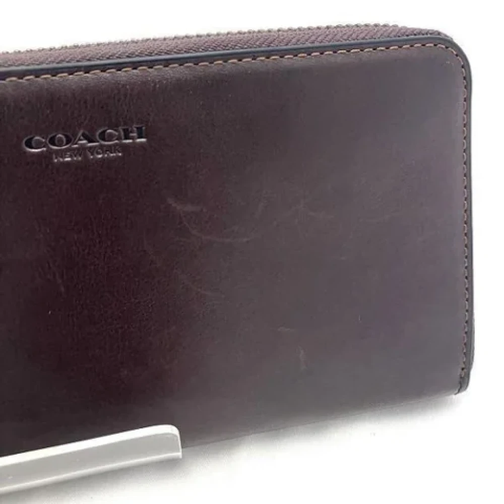 Coach Pre-owned Leather wallets Brown Dames