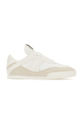 stylish-sneakers-for-everyday-wear