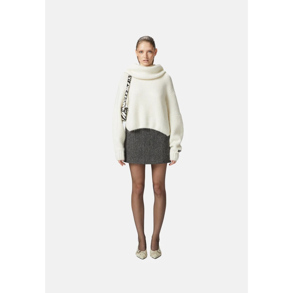 pinko Stijlvolle Gebreide Kleding Collectie White Dames