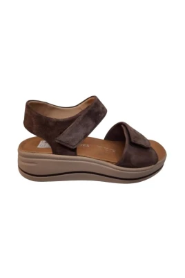 Woogie Sandal