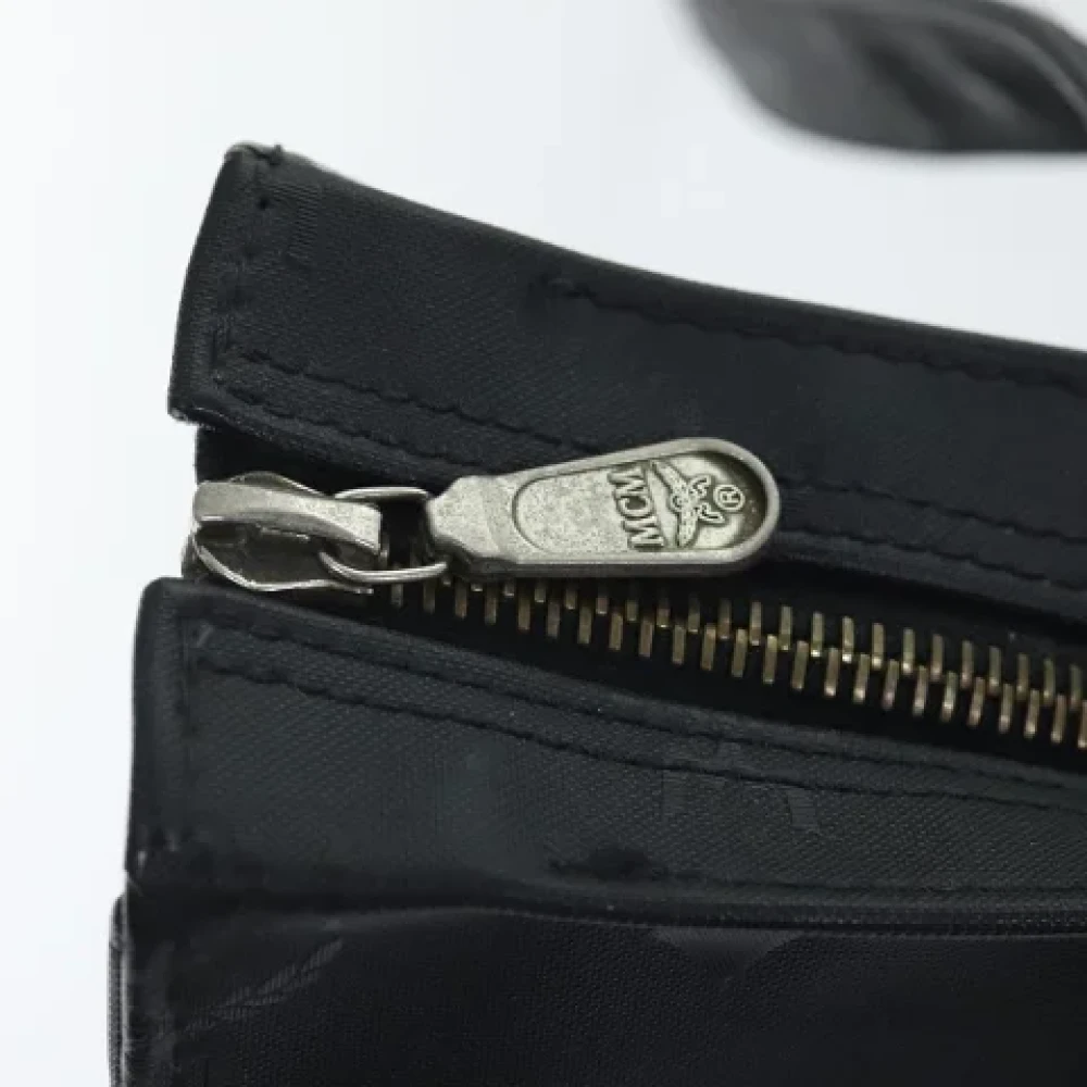 MCM Pre-owned Leather shoulder-bags Black Dames