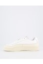 tracker-low-sneakers