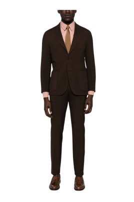 coffee-suit-with-button-fastening